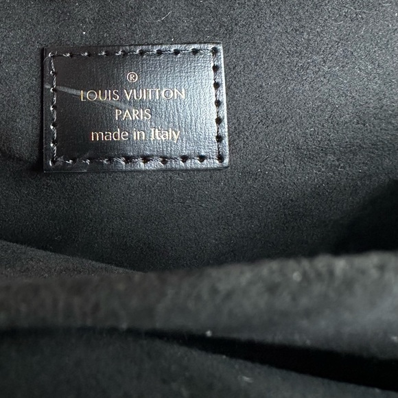 Louis Vuitton Pochette Metis Monogram Reverse Bag - Picture 7 of 16